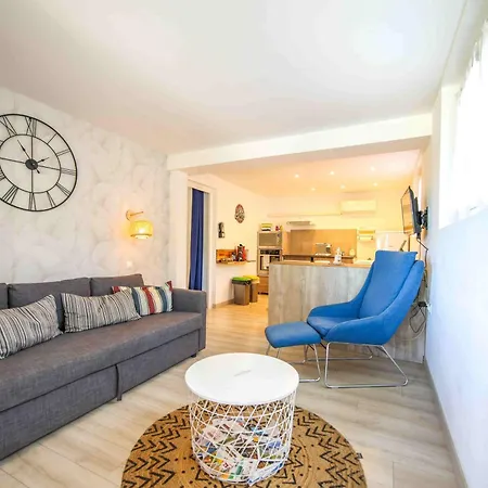 Holiday home Git Chez Boubet 1 Arnos
